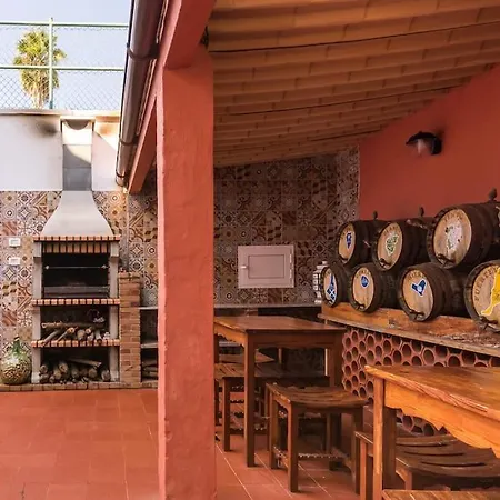 Βίλα Magnifica Con Piscina Y Barbacoa