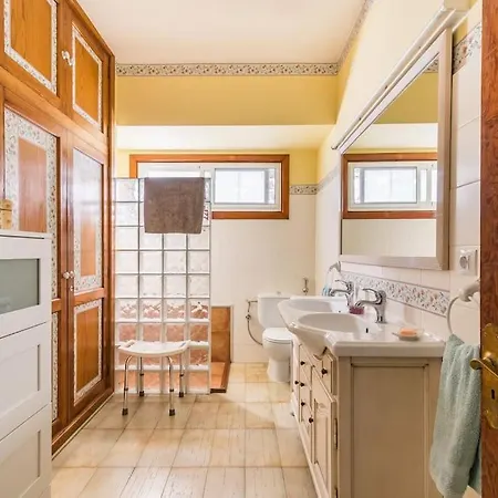 Villa Magnifica Con Piscina Y Barbacoa